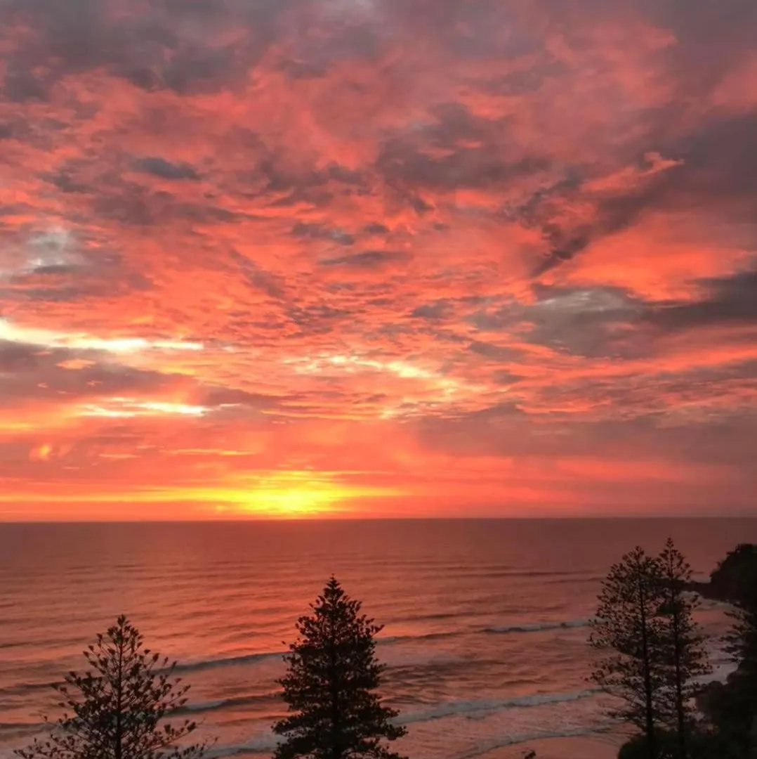 Deluxe Two Bedroom Apartment With Ocean Views Coolum Beach