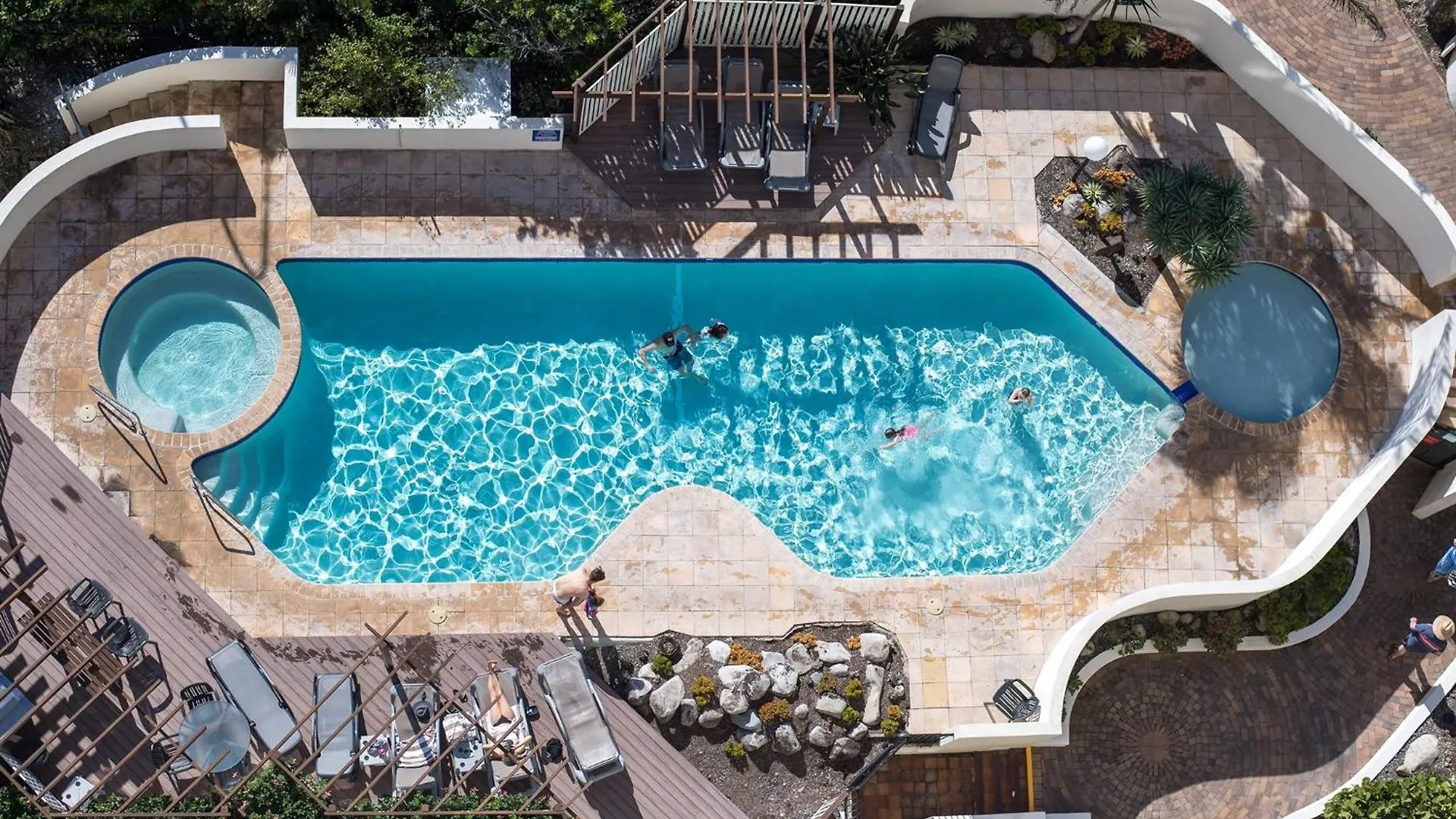 Deluxe Two Bedroom Apartment With Ocean Views Coolum Beach